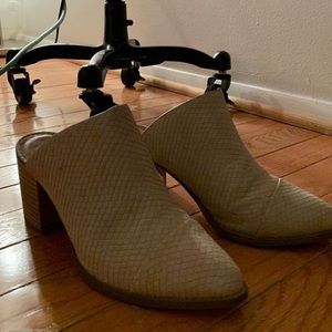 francesca’s booties